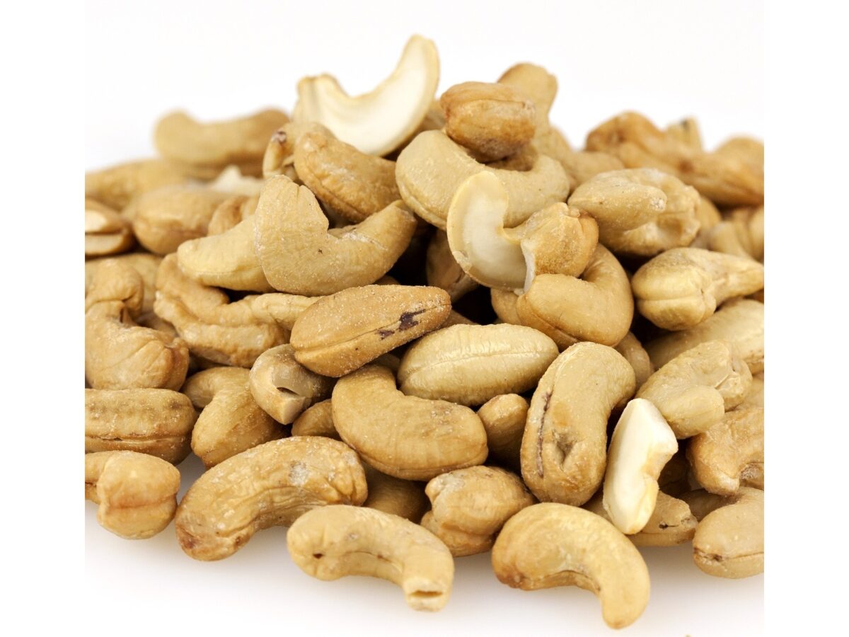 Roasted & Salted Cashews (1lb)